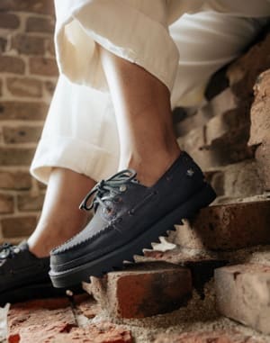 Sperry by Fresh Rags Gulfstar A/O 2-Eye